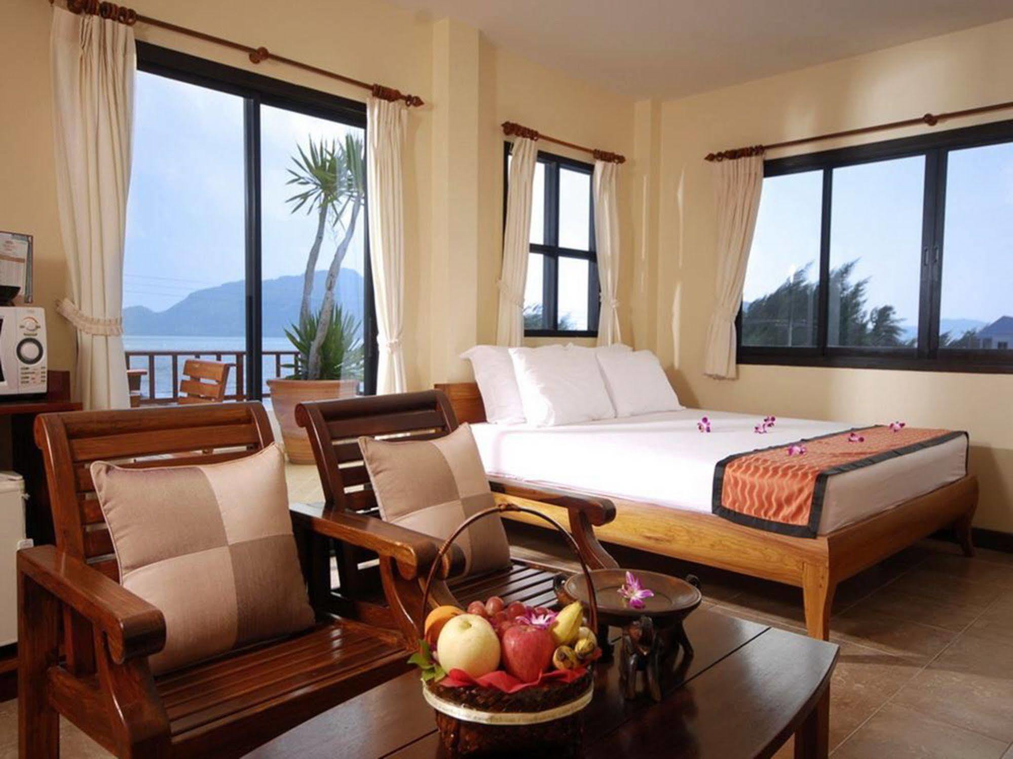 Anchana Resort & Spa Sam Roi Yot Bagian luar foto