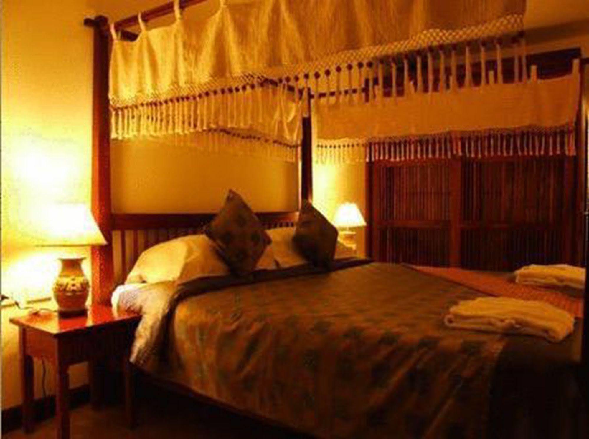 Anchana Resort & Spa Sam Roi Yot Bagian luar foto